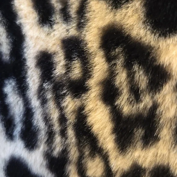 Stoosh-Blk/iv Faux animal print open front soft short Jkt Sz S NWT. - Picture 7 of 8